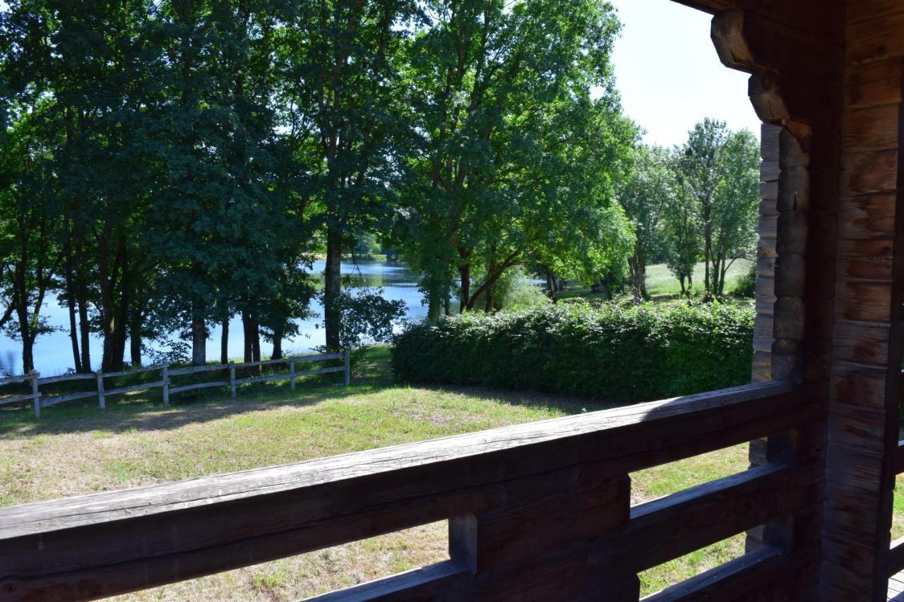 Au Bord Du Lac IV Montigny-en-Morvan Exteriör bild